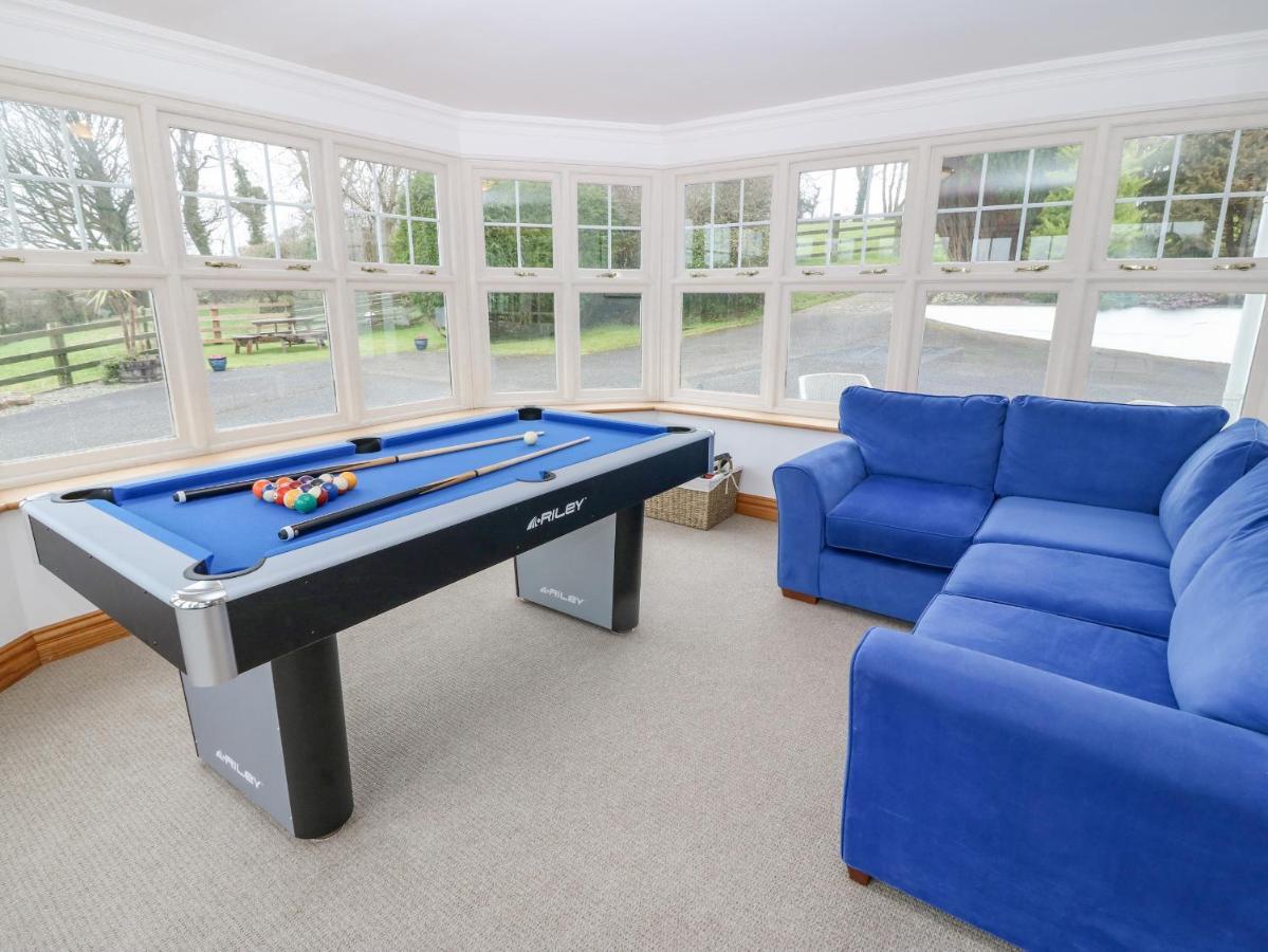 Bwthyn Clai Villa Llangefni Exteriör bild