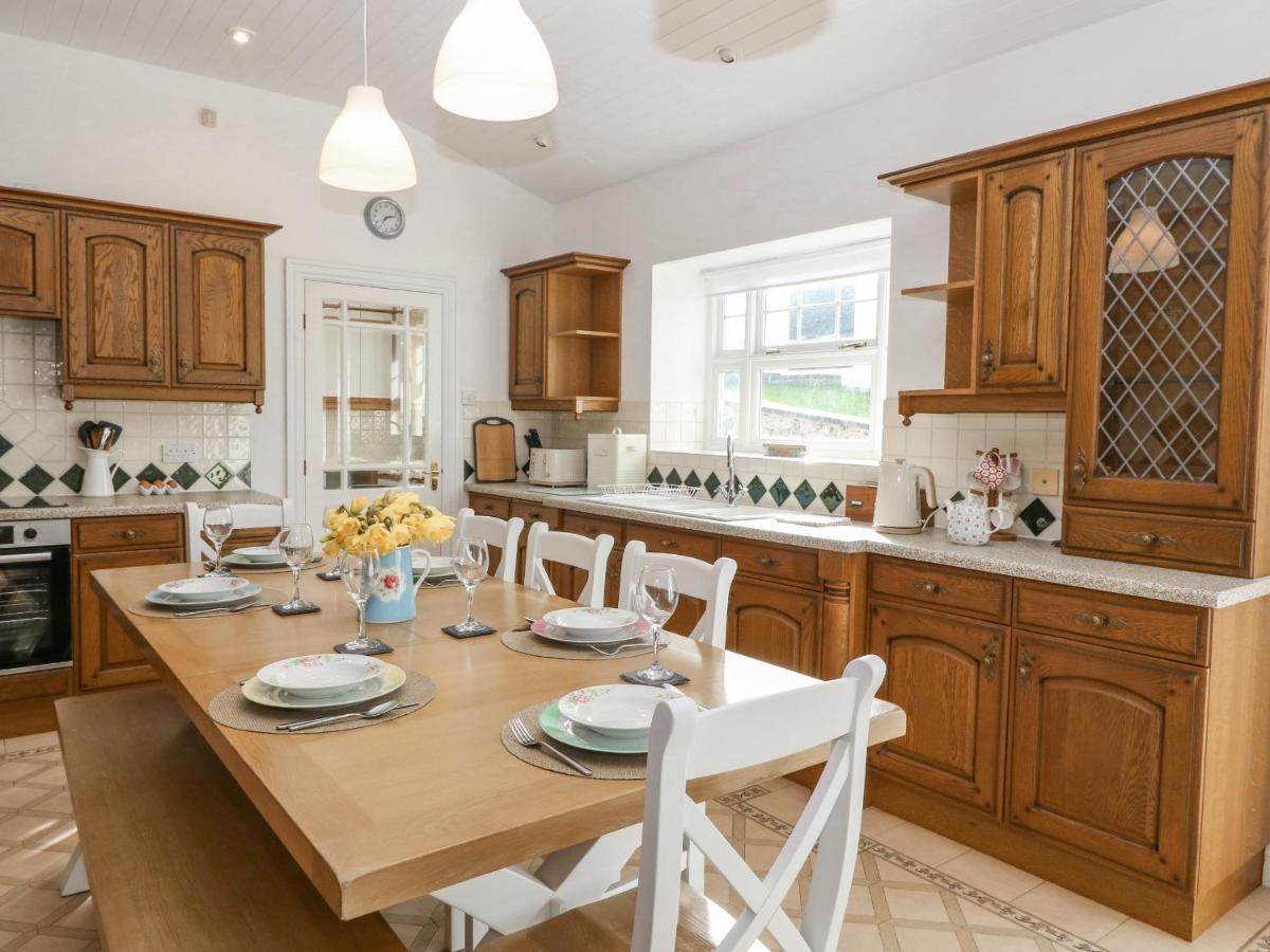 Bwthyn Clai Villa Llangefni Exteriör bild