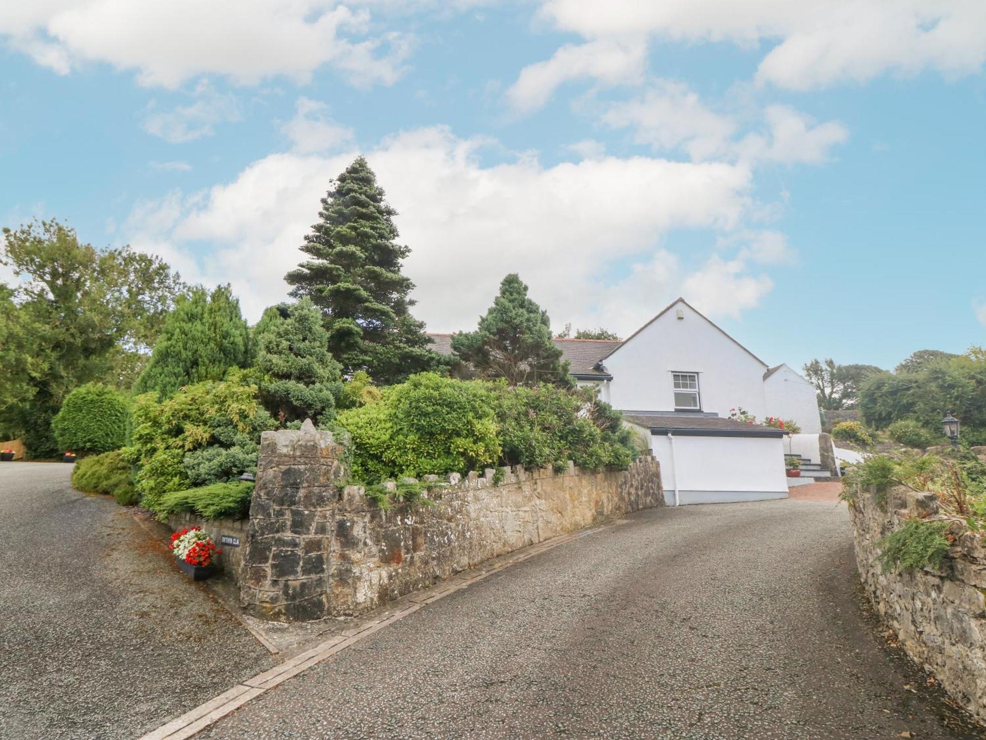 Bwthyn Clai Villa Llangefni Exteriör bild